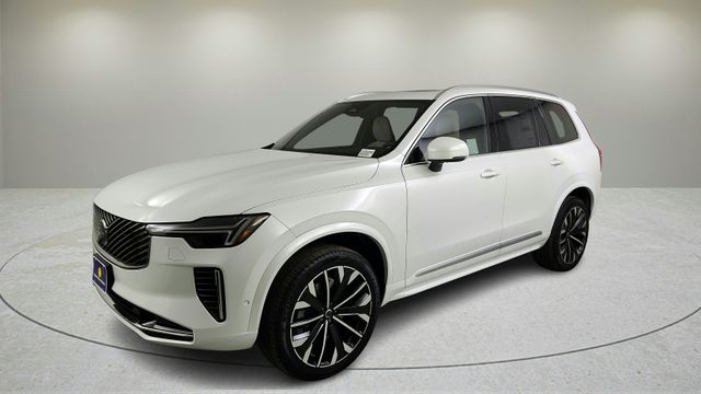 2026 Volvo XC90 B6 Plus 7-Seater photo 3