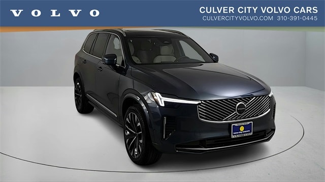 2026 Volvo XC90 Plus's photo