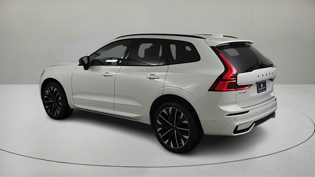2026 Volvo XC60 B5 Ultra photo 6