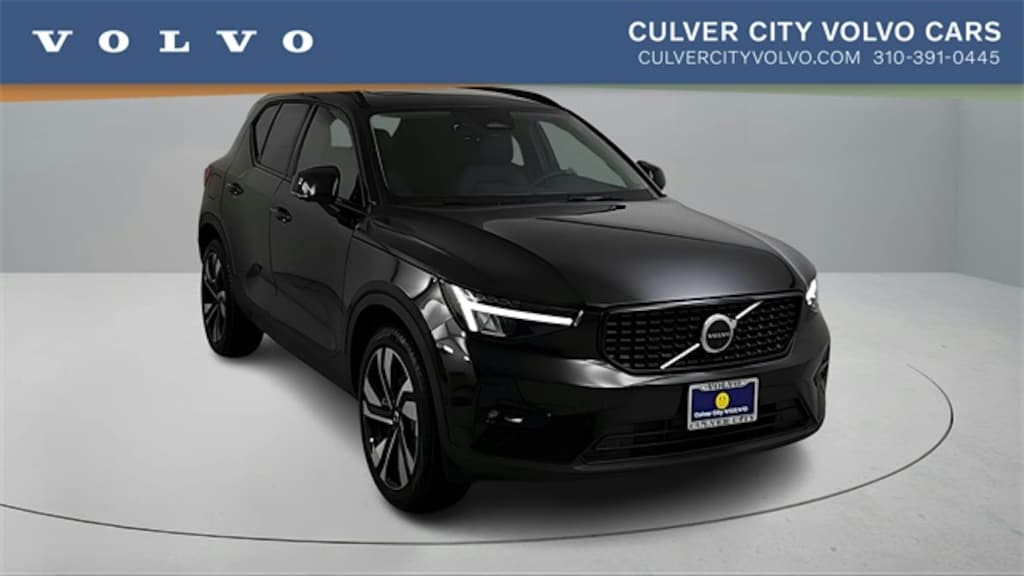 New 2026 Volvo XC40 B4 Plus SUV