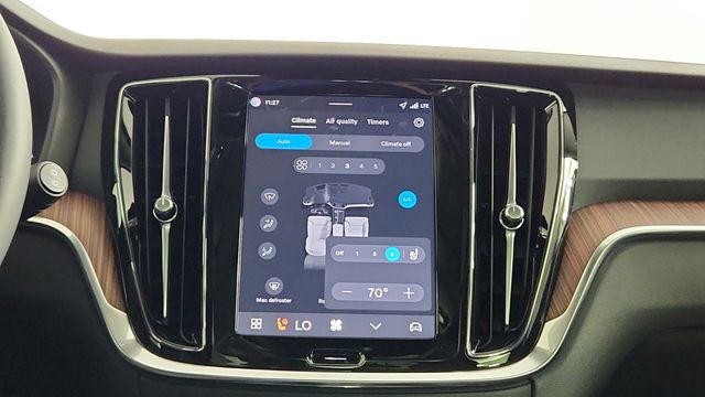 2026 Volvo V60 Cross Country Plus - Photo 23