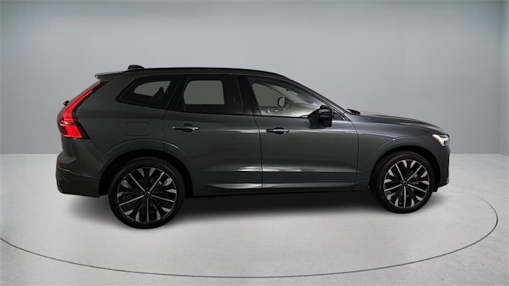 New 2026 Volvo XC60 B5 Ultra SUV