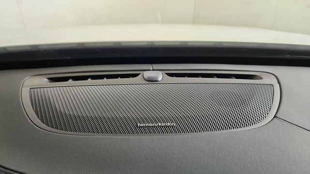 2026 Volvo XC90 Plus - Photo 25