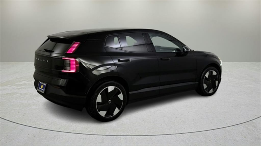 New 2026 Volvo EX30 Twin Motor Ultra SUV