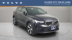 2025 Volvo XC40 B5 Plus Bright Theme SUV