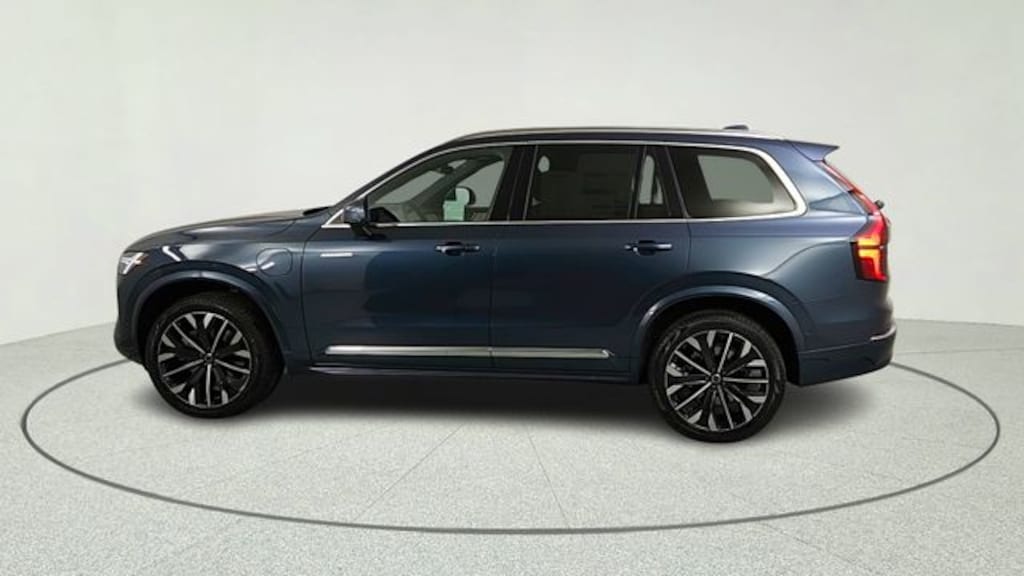 New 2026 Volvo XC90 plug-in hybrid T8 Plus 7-Seater SUV