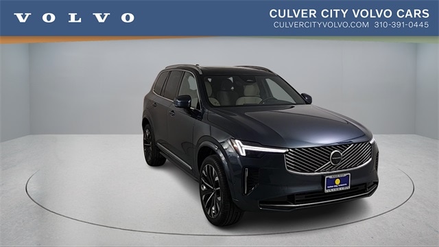 2026 Volvo XC90 Plus's photo