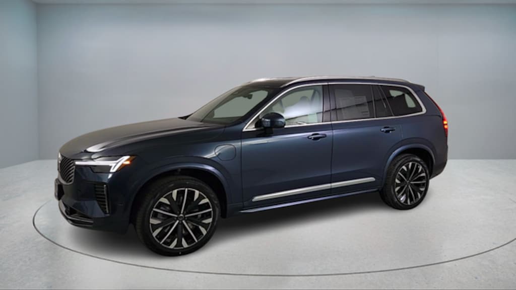 New 2026 Volvo XC90 plug-in hybrid T8 Plus 7-Seater SUV