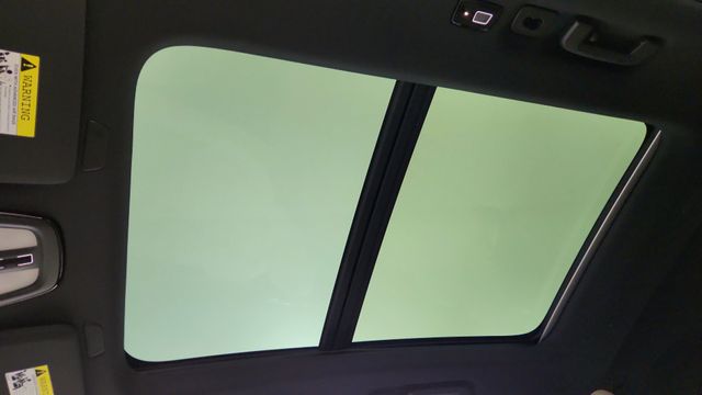 2026 Volvo XC90 Plus - Photo 28
