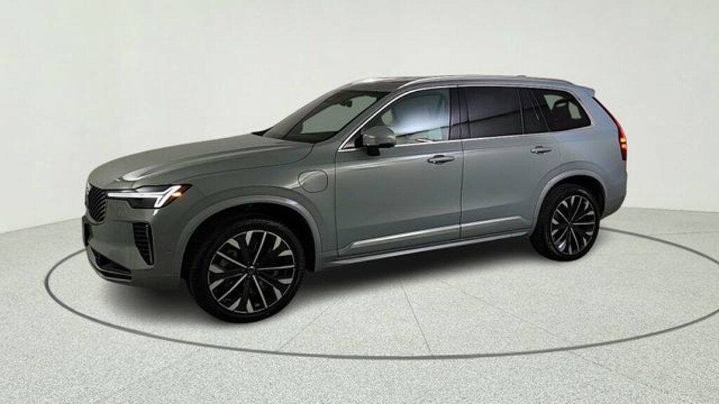 New 2026 Volvo XC90 plug-in hybrid T8 Plus 7-Seater SUV