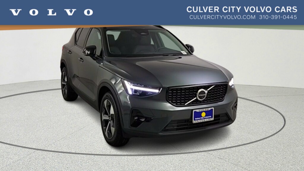 New 2026 Volvo XC40 B5 Plus SUV