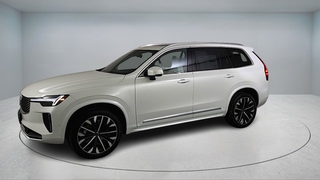 2026 Volvo XC90 B6 Plus 7-Seater photo 3