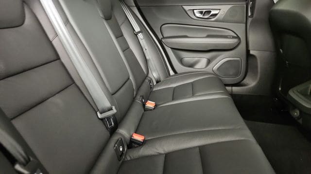 2026 Volvo V60 Cross Country Plus - Photo 32