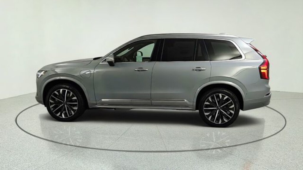 New 2026 Volvo XC90 plug-in hybrid T8 Plus 7-Seater SUV
