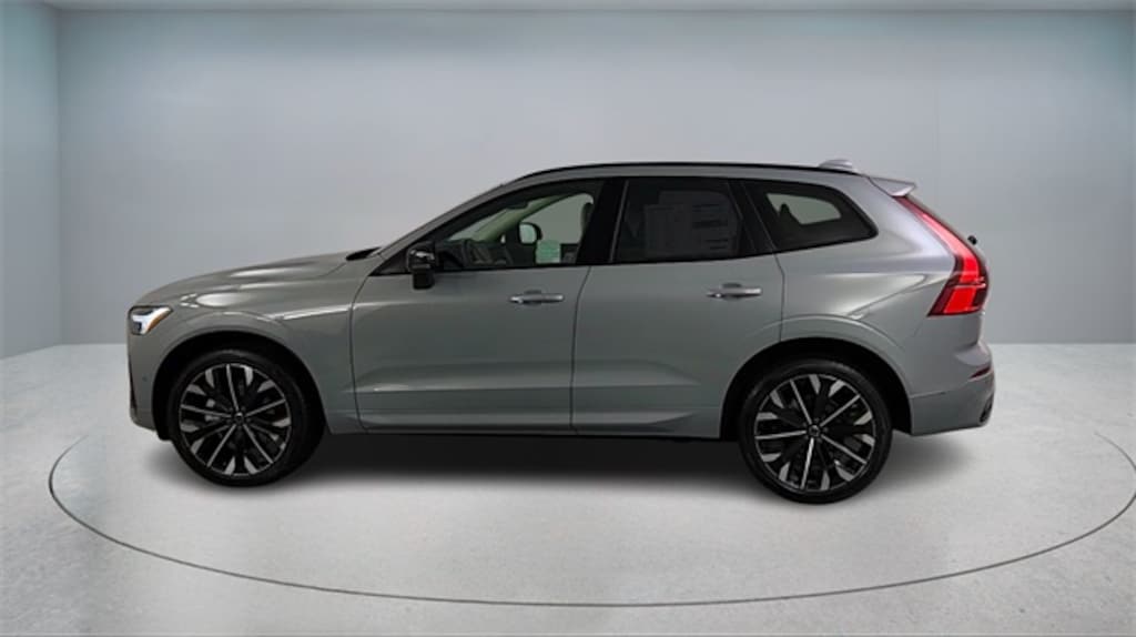 New 2026 Volvo XC60 B5 Ultra SUV