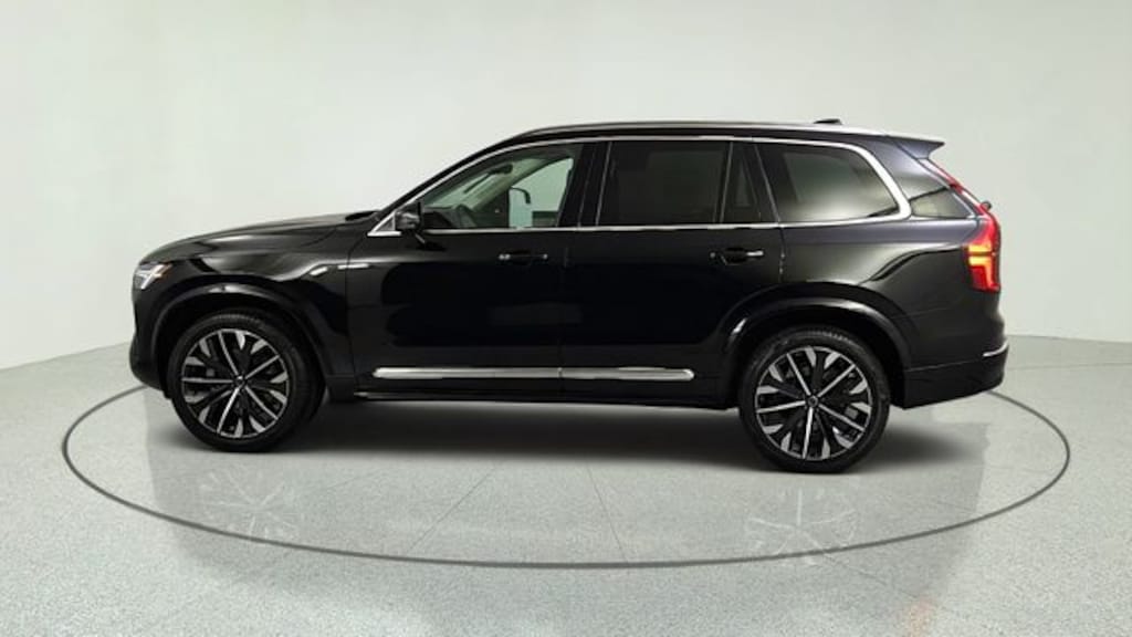 New 2026 Volvo XC90 B6 Plus 7-Seater SUV