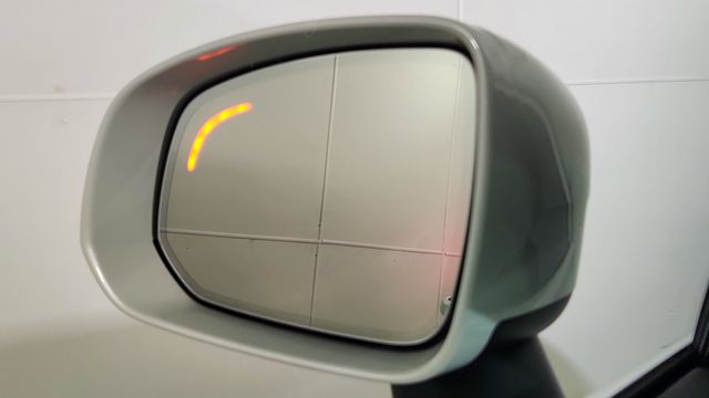 2026 Volvo XC90 Plus - Photo 15