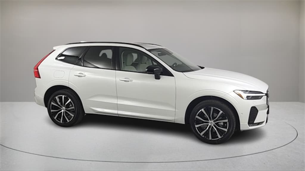 New 2025 Volvo XC60 B5 Plus SUV