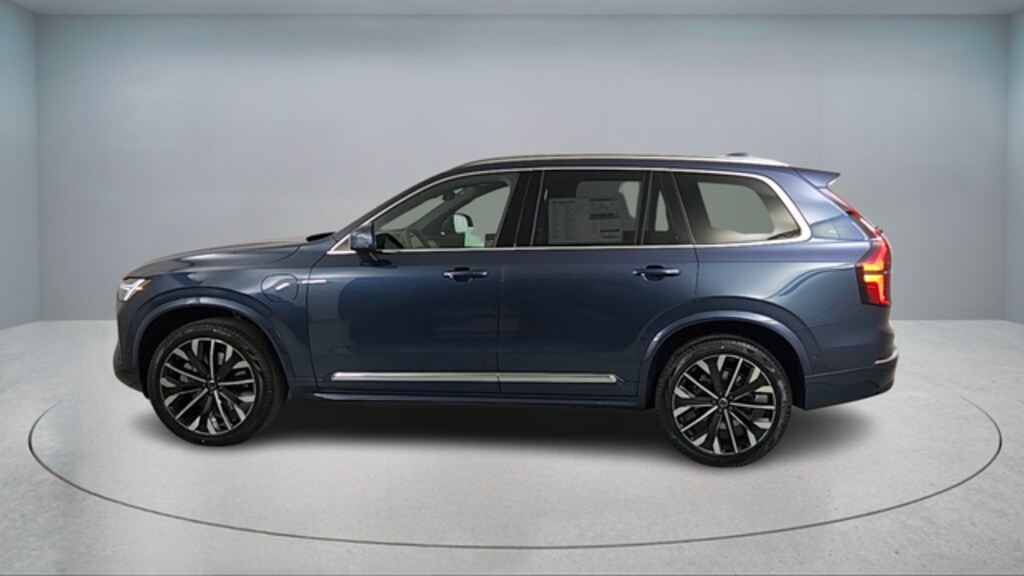 New 2026 Volvo XC90 plug-in hybrid T8 Plus 7-Seater SUV