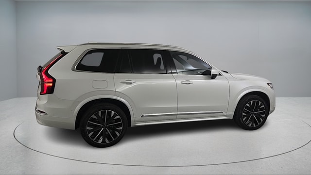 2026 Volvo XC90 B6 Ultra 7-Seater photo 2