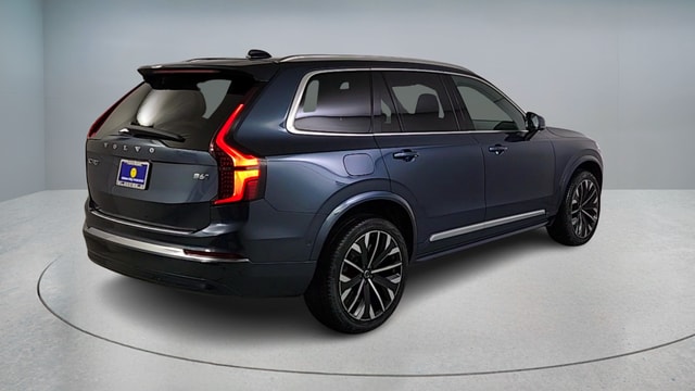 2026 Volvo XC90 B6 Plus 7-Seater photo 6