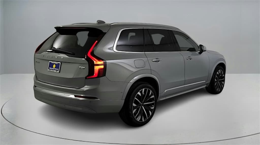 New 2026 Volvo XC90 plug-in hybrid T8 Ultra 7-Seater SUV