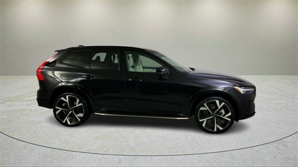 New 2026 Volvo XC60 plug-in hybrid T8 Ultra SUV