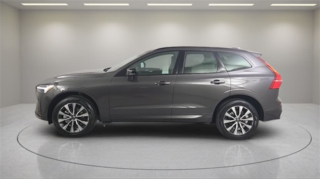 Certified 2025 Volvo XC60 B5 Core SUV