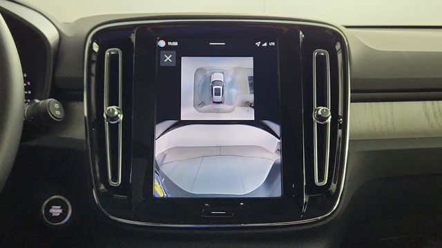 2026 Volvo XC40 Ultra - Photo 19