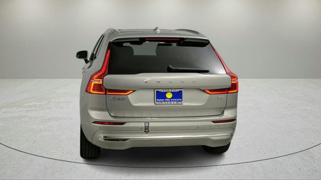 Used 2023 Volvo XC60 B5 FWD Plus Bright SUV