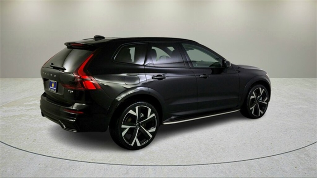 New 2026 Volvo XC60 plug-in hybrid T8 Ultra SUV