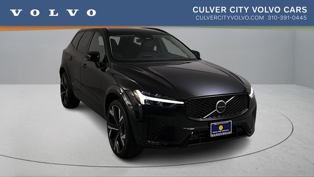 2026 Volvo XC60 B5 Ultra Dark AWD's photo