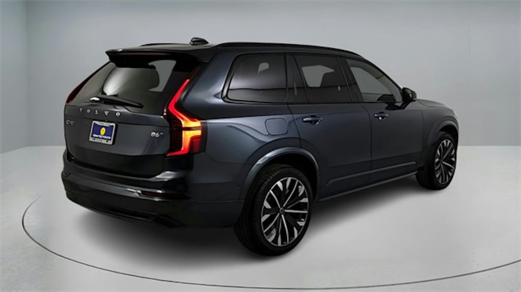 New 2026 Volvo XC90 B6 Ultra Dark Theme 7-Seater SUV