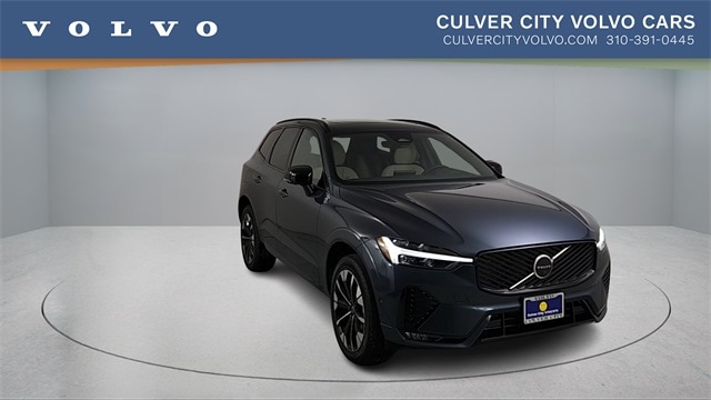 2026 Volvo XC60 Plus's photo