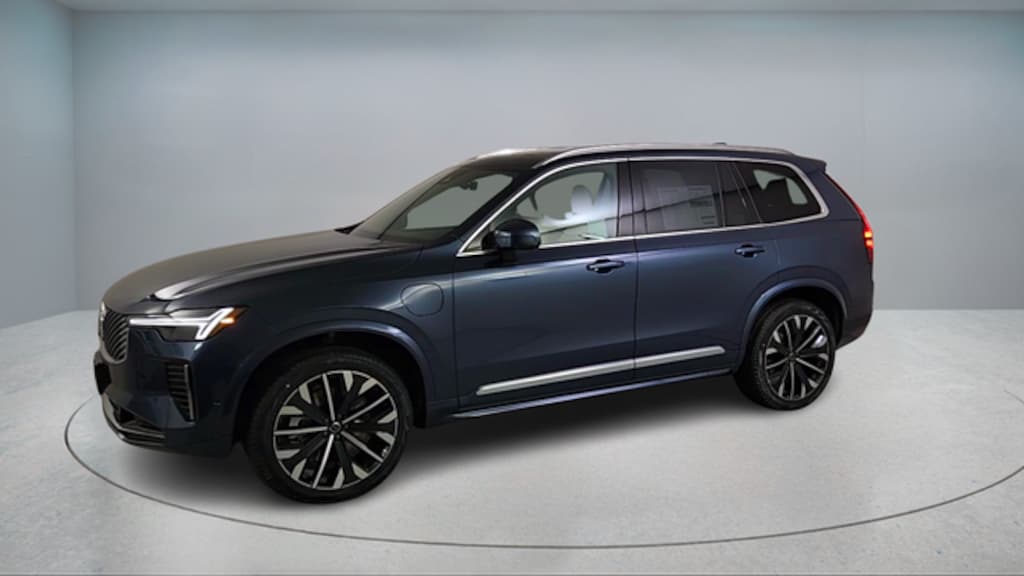 New 2026 Volvo XC90 plug-in hybrid T8 Plus 7-Seater SUV