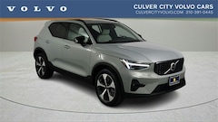 2026 Volvo XC40 B5 Plus SUV
