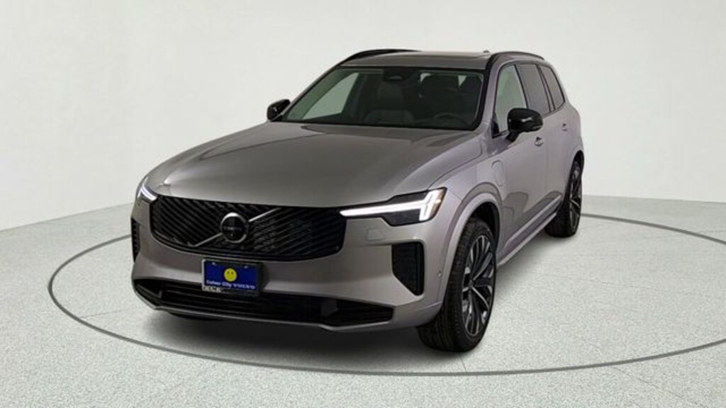 New 2026 Volvo XC90 plug-in hybrid T8 Ultra Dark Theme 7-Seater SUV