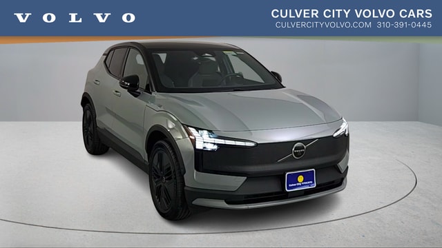 2026 Volvo EX30 Twin Motor Cross Country Ultra's photo