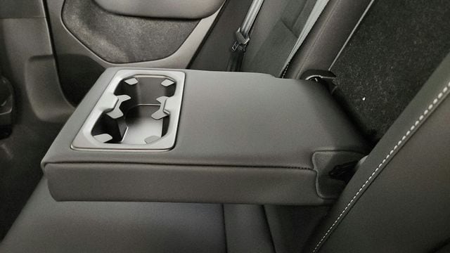 2026 Volvo XC40 Ultra Black Edition - Photo 31