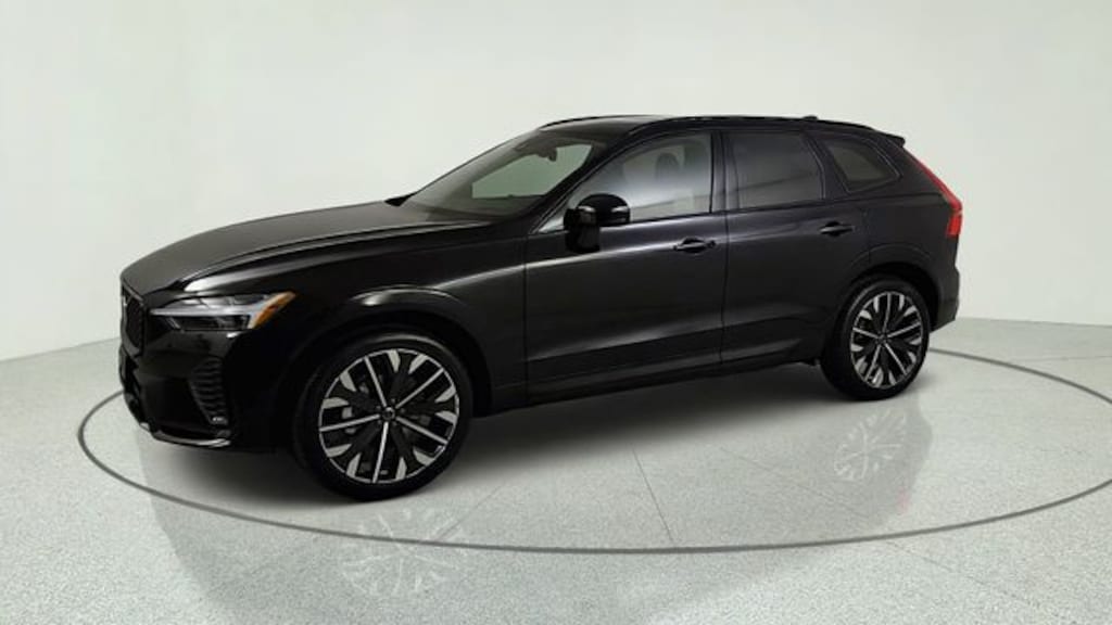 New 2026 Volvo XC60 B5 Ultra SUV