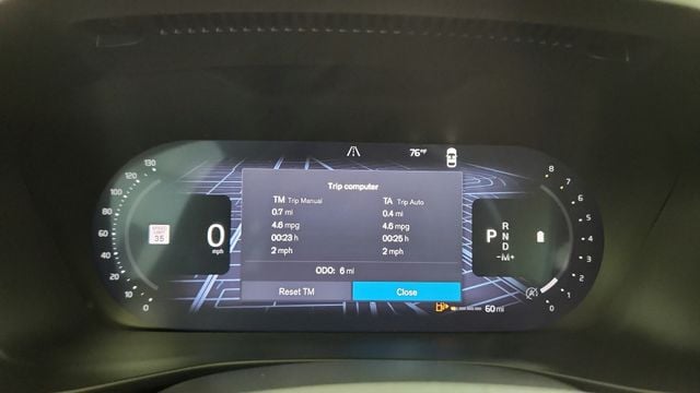 2026 Volvo XC40 Ultra - Photo 16