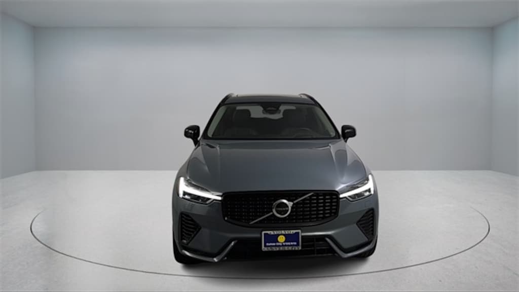 Certified 2023 Volvo XC60 Recharge Plug-In Hybrid Ultimate Dark SUV