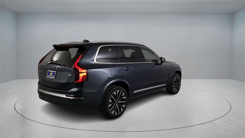 New 2026 Volvo XC90 B6 Ultra 7-Seater SUV