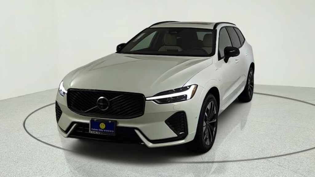 New 2026 Volvo XC60 plug-in hybrid T8 Plus SUV