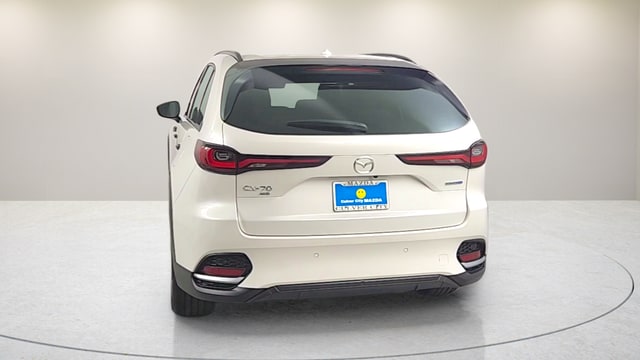 2025 Mazda CX-70 Plug-In Hybrid Premium Package photo 5