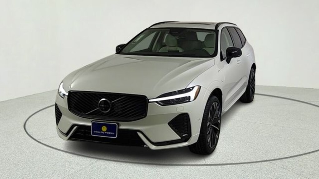 New 2026 Volvo XC60 plug-in hybrid T8 Ultra SUV