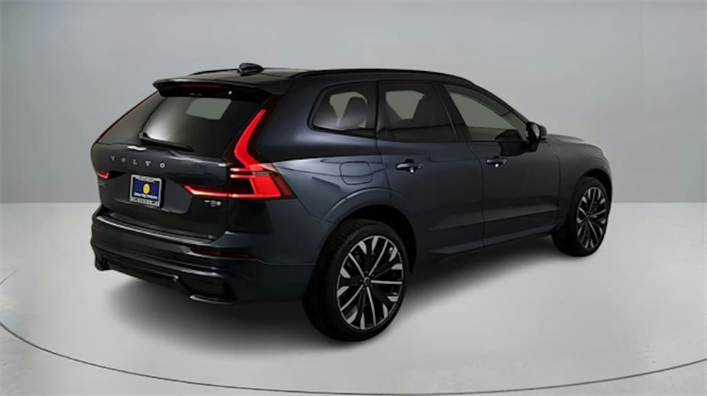 New 2026 Volvo XC60 plug-in hybrid T8 Ultra SUV