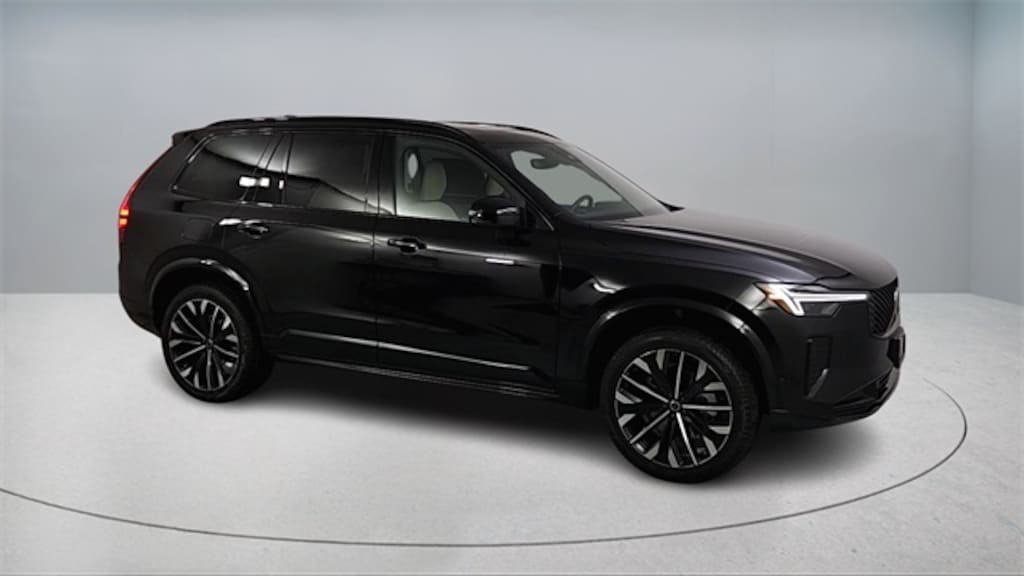 New 2026 Volvo XC90 B6 Ultra Dark Theme 6-Seater SUV
