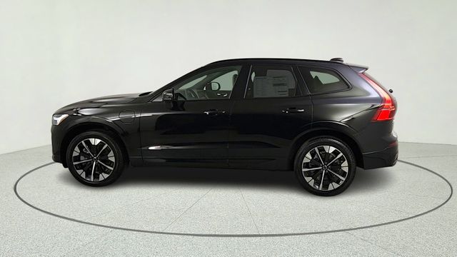 2026 Volvo XC60 Plus