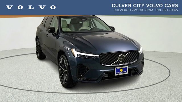 2026 Volvo XC60 B5 Ultra Dark AWD's photo